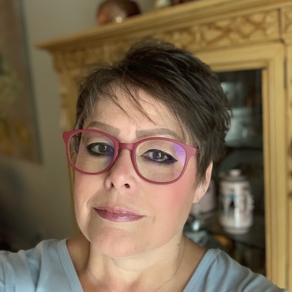Meet your Posher, Maria